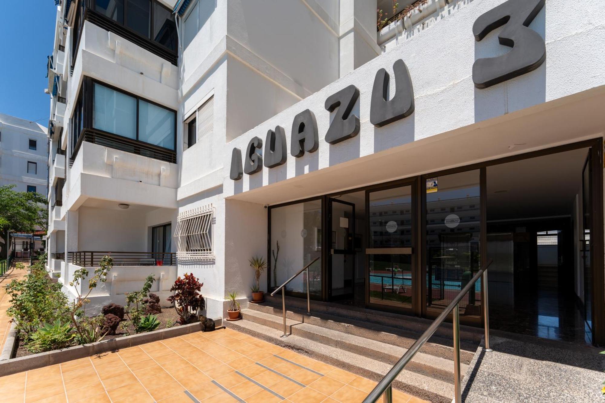 Garden View Apartment Iguazu 3 Near Yumbo 플라야 델 잉글스 외부 사진